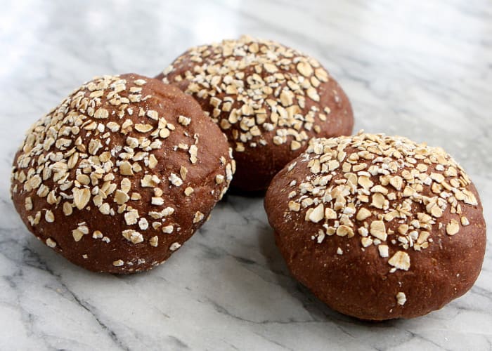 1.8oz Molasses Dinner Roll 9/12ct