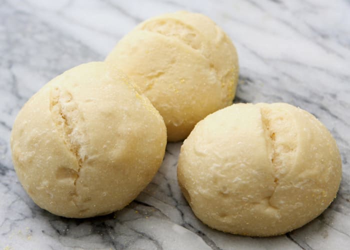 1.5oz Light Baked Sourdough Dinner Roll 4/36ct