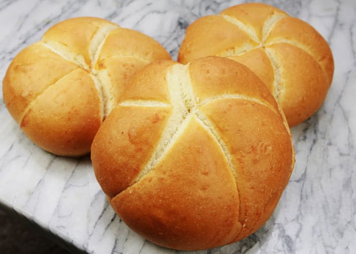 4″ Sweet Hawaiian Kaiser Bun 8/6ct